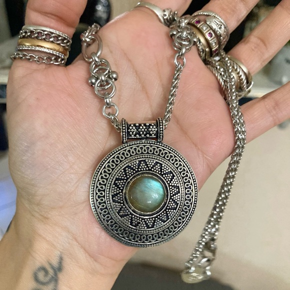 Flash iridescent labradorite gemstone boho round design double chain necklace - Picture 9 of 13